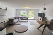 Wohnzimmer - 3 Zimmer Reihenmittelhaus zum Kaufen in Köln