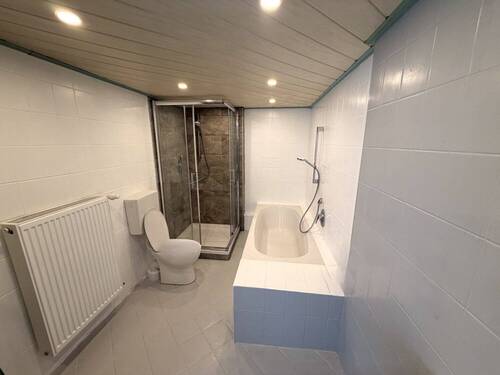 Badezimmer - Reihenmittelhaus mit 130,00 m&sup2; in Nördlingen / Kleinerdlingen zum Kaufen