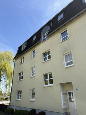 Haus (2) - 