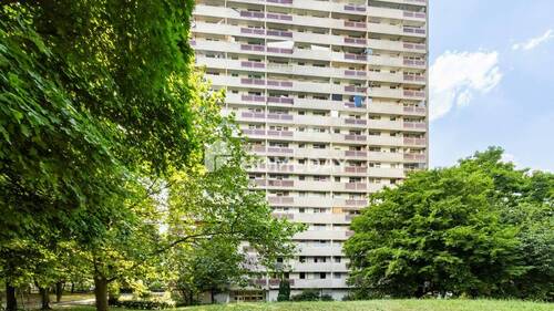 Außenansicht 4 - 2 Zimmer Etagenwohnung zum Kaufen in Frankfurt