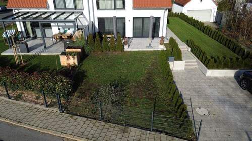 Große Terrasse + Garten - 5 Zimmer Doppelhaushälfte zur Miete in Neumarkt