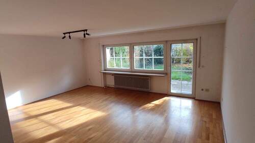 Wohnen - 4 Zimmer Reihenmittelhaus zum Kaufen in Erlangen