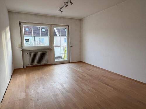 Schlafen - Reihenmittelhaus mit 93,50 m² in Erlangen zum Kaufen