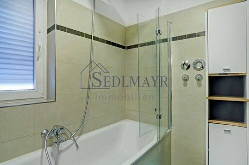 Badezimmer Ansicht 2 - 