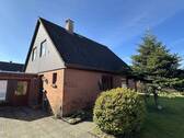 Hausansicht - 5 Zimmer Einfamilienhaus zum Kaufen in Neukirchen