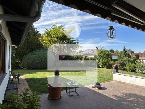 Titelbild - Tolles Wohnhaus in Eschenau...Bungalow in bevorzugter Wohnlage