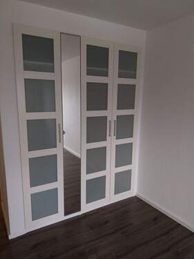 Einbauschrank im Schlafzimmer - 
