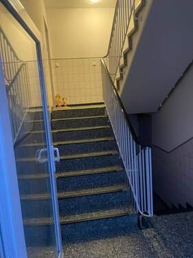 Treppenhaus - Einfamilienhaus in Hamburg zum Kaufen