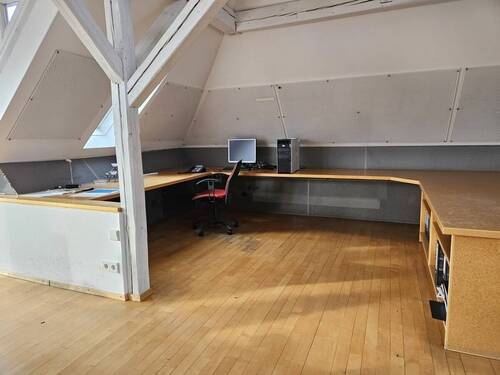 DG Büro 8 - 