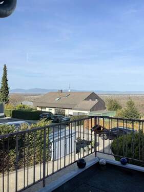 Blick in die Rheinebene zu den Vogesen - 