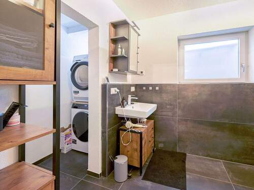 Badezimmer Ansicht 1 - 