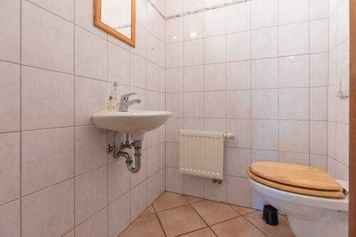 Gäste WC Erdgeschoss - 