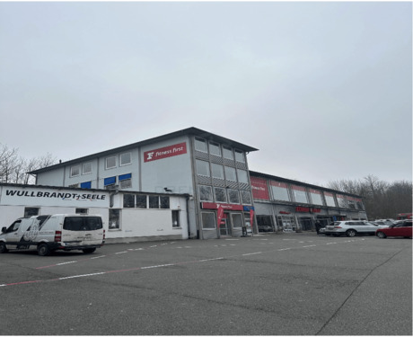 Bild 1 - Top-Gewerbeimmobilie mit namhaften Mietern & Erweiterungspotenzial