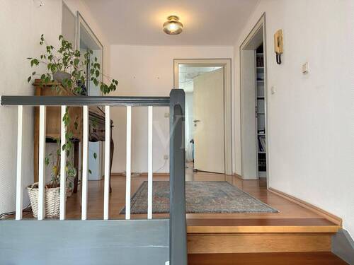 Flur im oberen Bereich der Maisonette-Wohnung - 