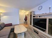 Ansprechender Wohnbereich in der Wohnung im Obergeschoss - 5 Zimmer Gewerbeobjekt (Büro, Produktion, Verkauf) in Neu-Anspach