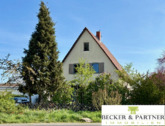 Haus von vorne - Ihr Makler in Dannstadt-Schauernheim! Gemütliches Einfamilienhaus mit Pergola, großem Garten, Garage ca. 800m² Grundstück.....