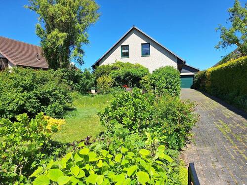 Ansicht - Einfamilienhaus mit Garage und Weitblick in Neuenkirchen nahe Greifswald