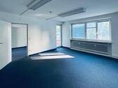Büro 2 (Westseite) - 24,46 m² - 4 Zimmer Büro in München