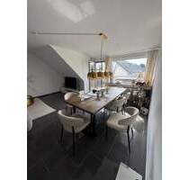 Dachgeschosstraum mit Balkon und Stellpatz - frei - Meerbusch Osterath