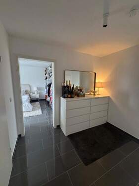 Bild 2 - 3 Zimmer Etagenwohnung zum Kaufen in Meerbusch