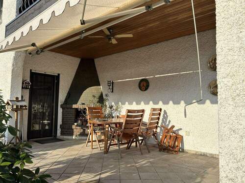 Terrasse EG - 
