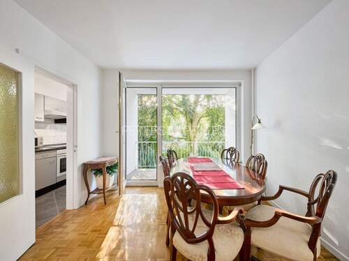 Wohnbereich mit Loggiazugang - 