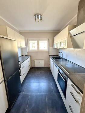 Einbauküche - 2 Zimmer Etagenwohnung zum Kaufen in Kaiserslautern