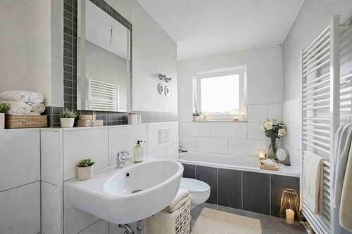 Badezimmer - 3 Zimmer Etagenwohnung zum Kaufen in Aarbergen