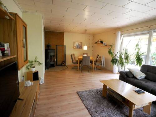 Wohnzimmer - Bungalow mit 103,00 m² in Dettum zum Kaufen