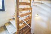 Treppenhaus 2 (Gebäude vorne) - 