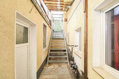 Durchgang zum Hinterhaus - 