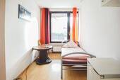 Zimmer 1 - 