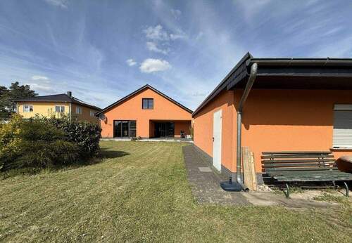 Gartenblick / Terrassenzugang Küche und Wohnzimmer - 3 Zimmer Einfamilienhaus zur Miete in Wiesenau