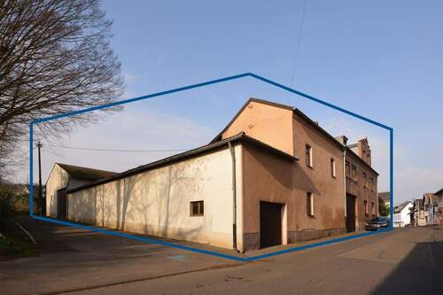 Seitenansicht - 9 Zimmer Einfamilienhaus zum Kaufen in Bornheim