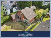 Titelbild - Großzügiges Einfamilienhaus mit großem Grundstück in bester Lage von Hamburg-Jenfeld