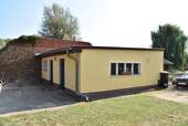 Doppelgarage - Mehrfamilienhaus, Wohnhaus mit 220,00 m² in Lindendorf OT Libbenichen zum Kaufen