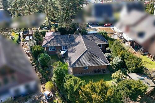 Außenansicht - Einfamilienhaus mit 293,60 m&sup2; in Bielefeld zum Kaufen