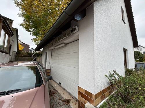Doppelgarage mit Nebenraum - 