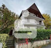 Viel Wohnfläche auf drei Ebenen...Doppelhaushälfte in Herzogenaurach