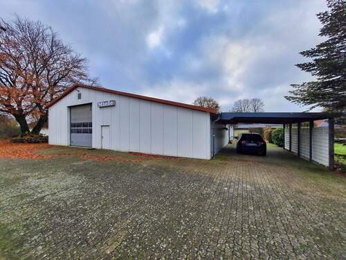 Blick auf die große Halle - Einfamilienhaus mit 265,50 m&sup2; in Handewitt zum Kaufen