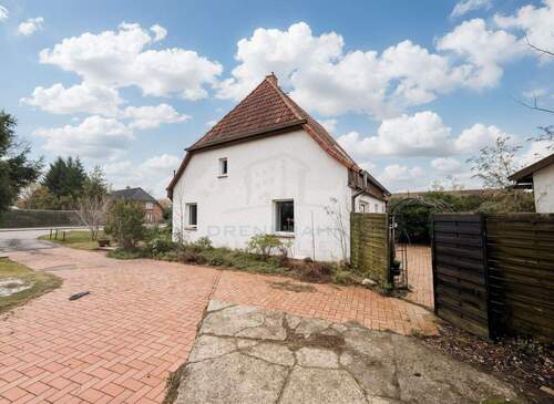 Seitenansicht - Einfamilienhaus mit 138,00 m&sup2; in Rövershagen zum Kaufen