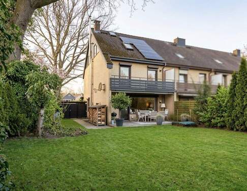 Gartenseite Ansicht - Stadtreihenendhaus Sackg. Wohnfl. 149 m² und Nutzfl. 68 m²