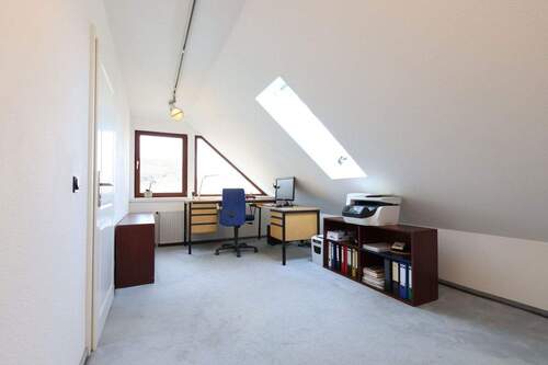 Büro Dachgeschoss - 