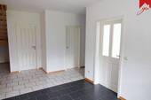 Flur EG - 5 Zimmer Doppelhaushälfte in Aurich