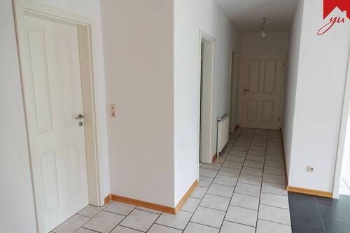 Flur EG I - Doppelhaushälfte mit 150,00 m&sup2; in Aurich zur Miete