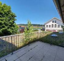 Vielseitiges Haus mit gewerblichem und privatem Anteil in Winhöring
