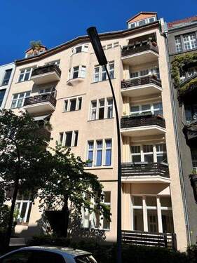 Haus. - 4 Zimmer Etagenwohnung in Berlin