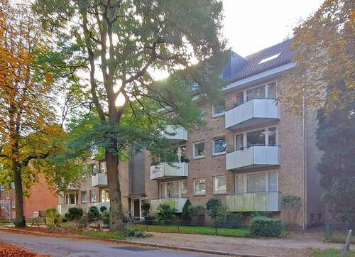 Hausansicht - Bezugsfreie 1-Zimmer-Stadtwohnung mit Balkon im beliebten Hamburg-Marienthal