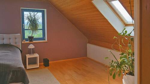 ...Elternschlafzimmer mit... - 