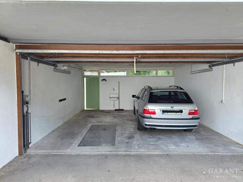 Garage - 